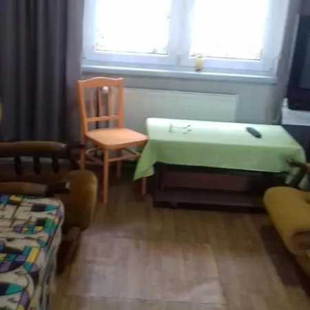 Niepubliczne Schronisko Mlodziezowe